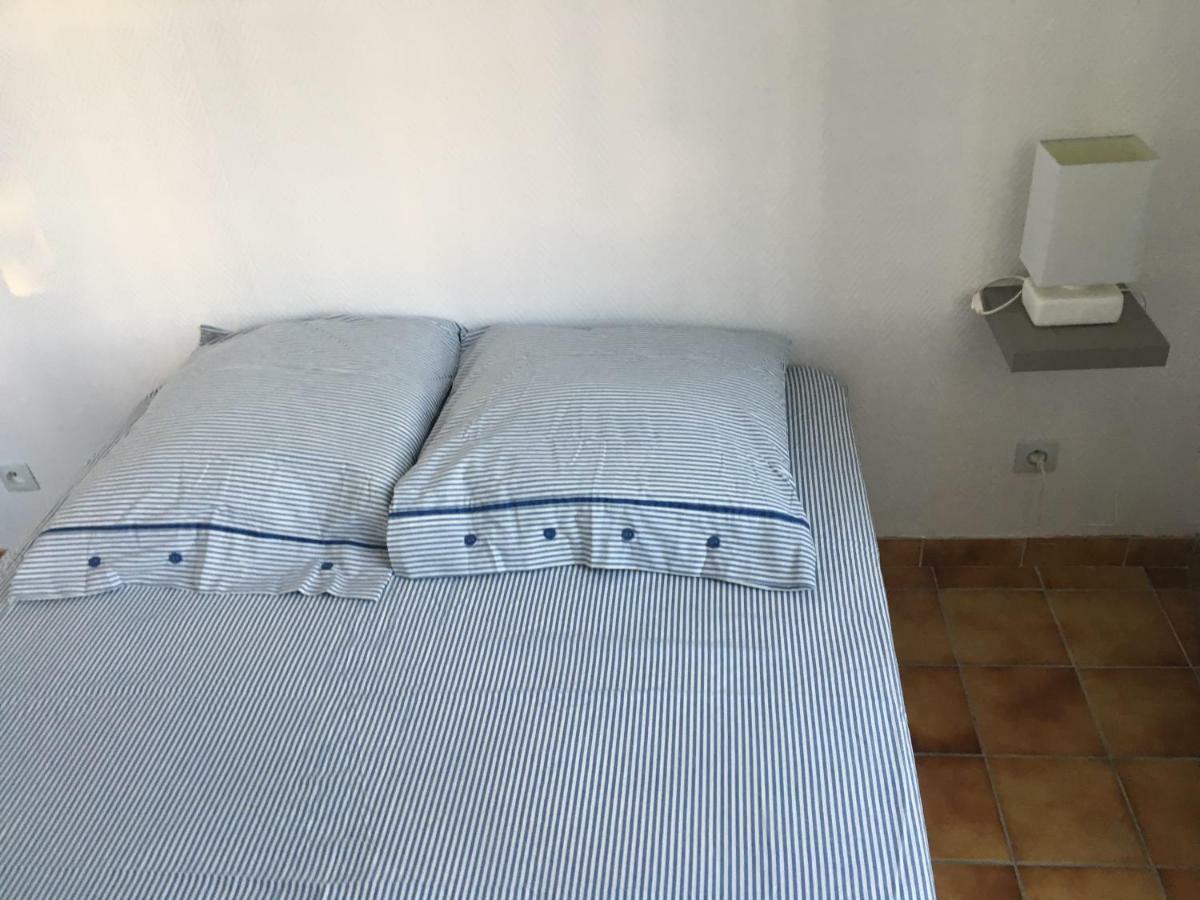 Charmant T2 Rdc Dans Residence Avec Parc Arbore Saint-Pierre-le-Moûtier Exteriör bild