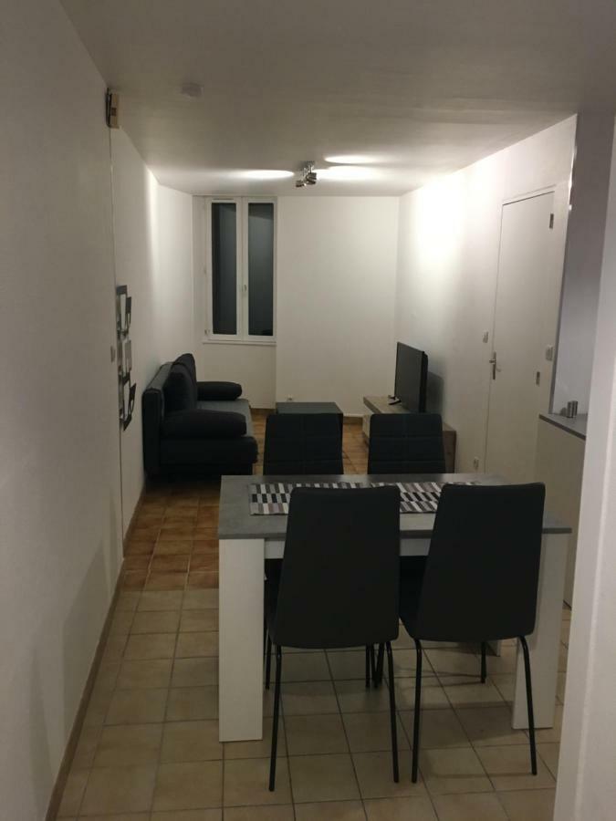 Charmant T2 Rdc Dans Residence Avec Parc Arbore Saint-Pierre-le-Moûtier Exteriör bild
