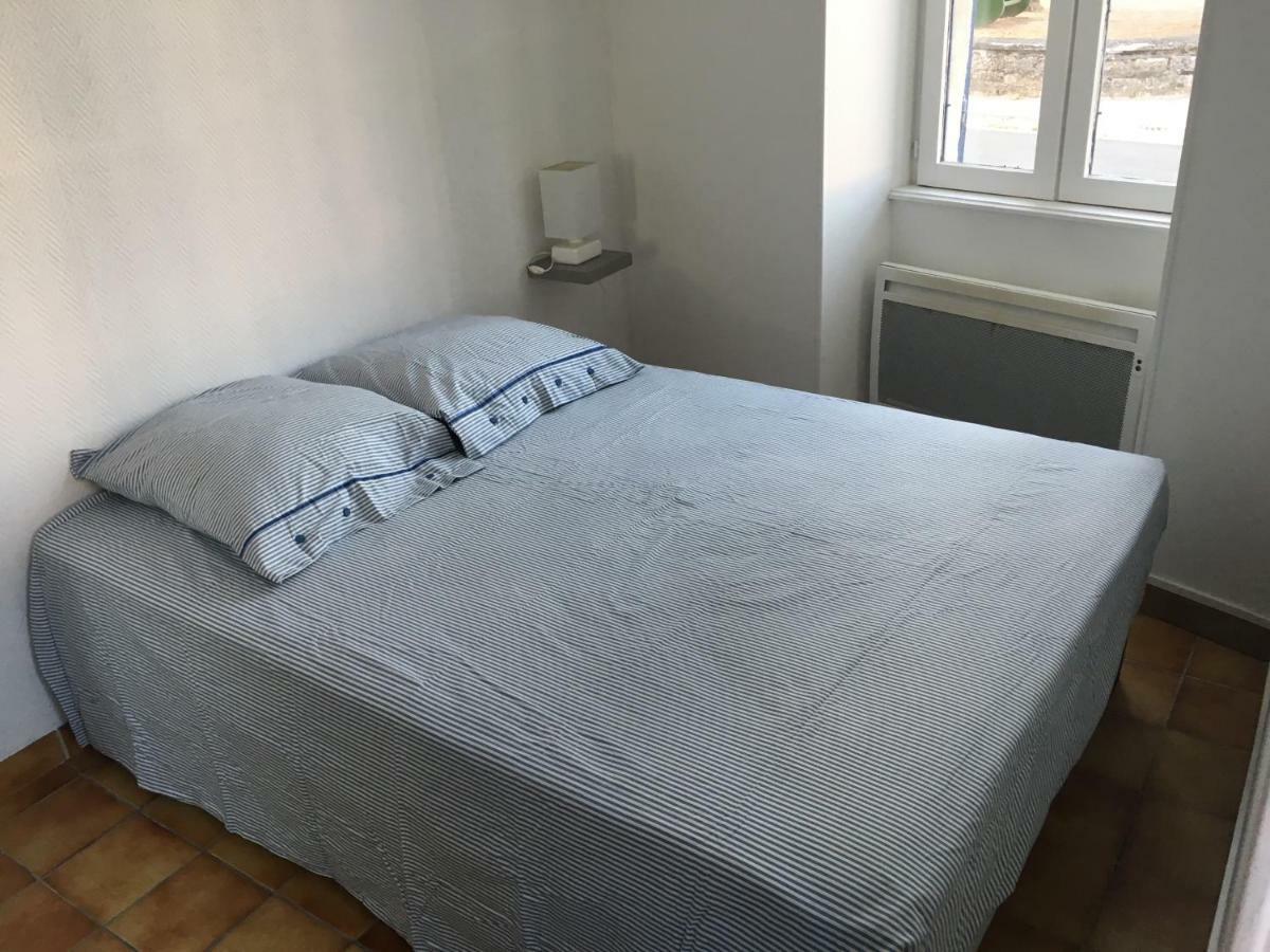 Charmant T2 Rdc Dans Residence Avec Parc Arbore Saint-Pierre-le-Moûtier Exteriör bild