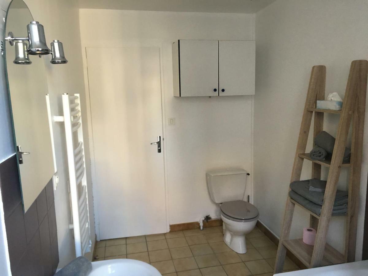 Charmant T2 Rdc Dans Residence Avec Parc Arbore Saint-Pierre-le-Moûtier Exteriör bild